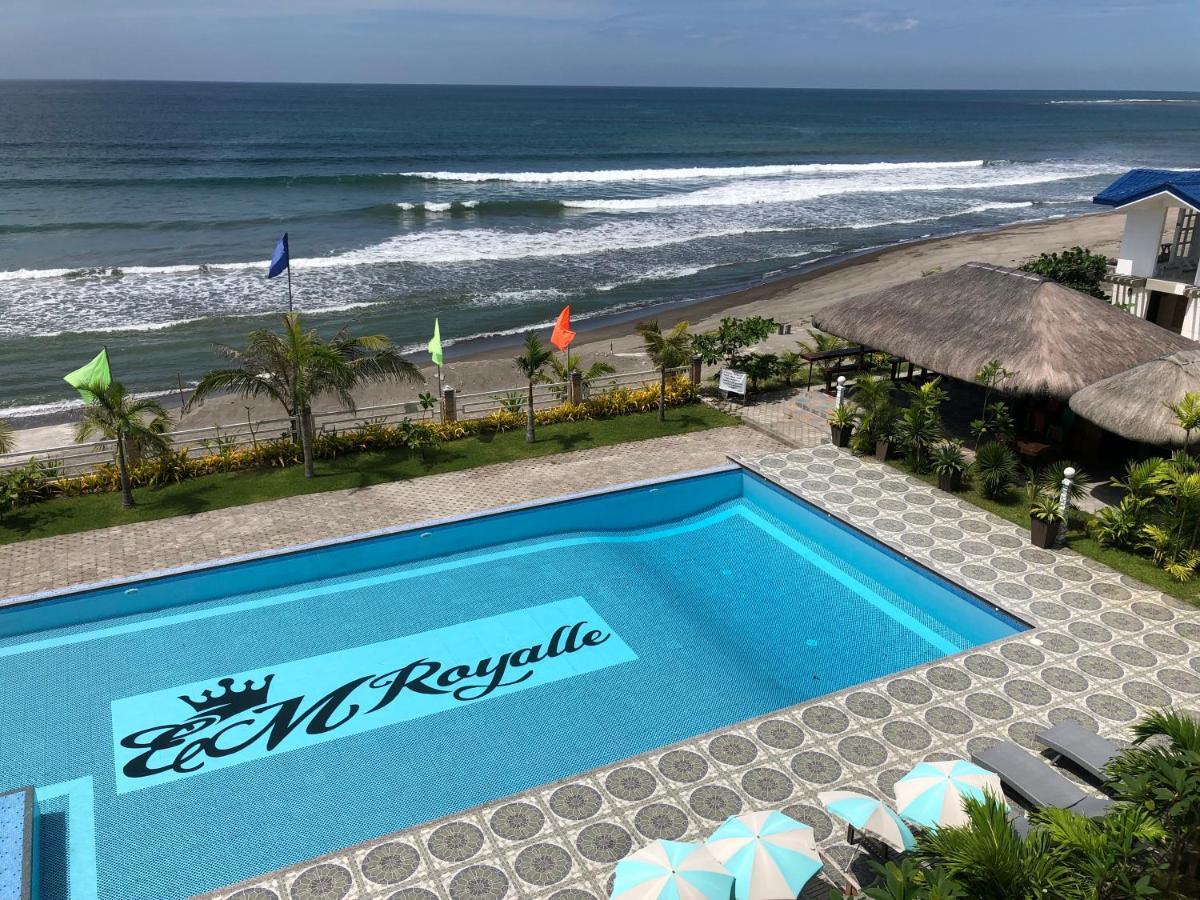 Em Royalle Hotel & Beach Resort San Juan  Exterior foto