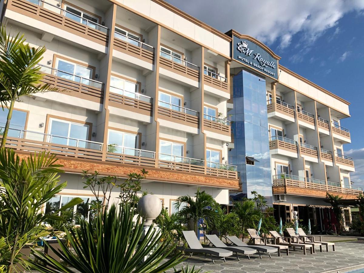 Em Royalle Hotel & Beach Resort San Juan  Exterior foto